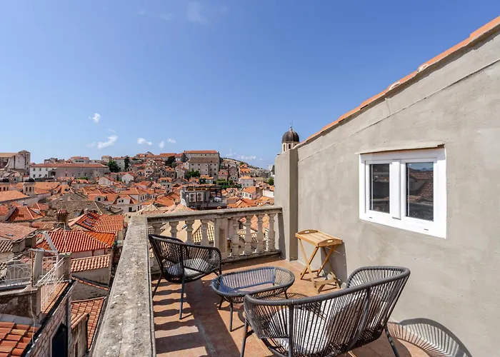 Palo Alto * Dubrovnik