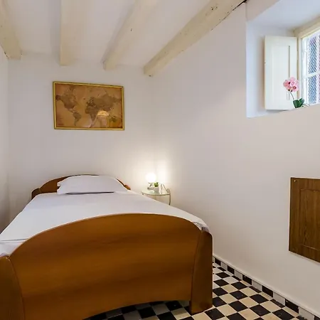 Palo Alto Villa