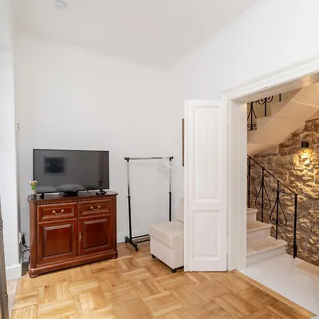 Palo Alto 두브로브니크