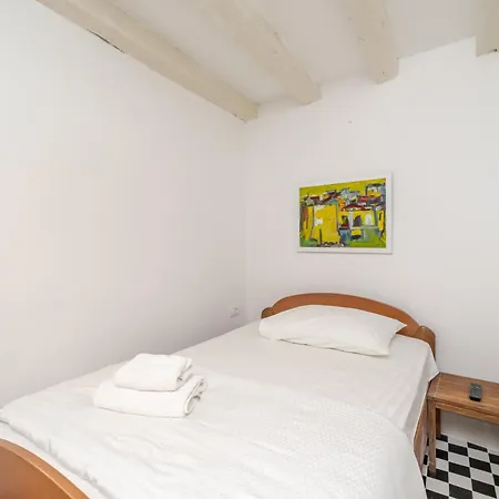 Palo Alto Vila *
